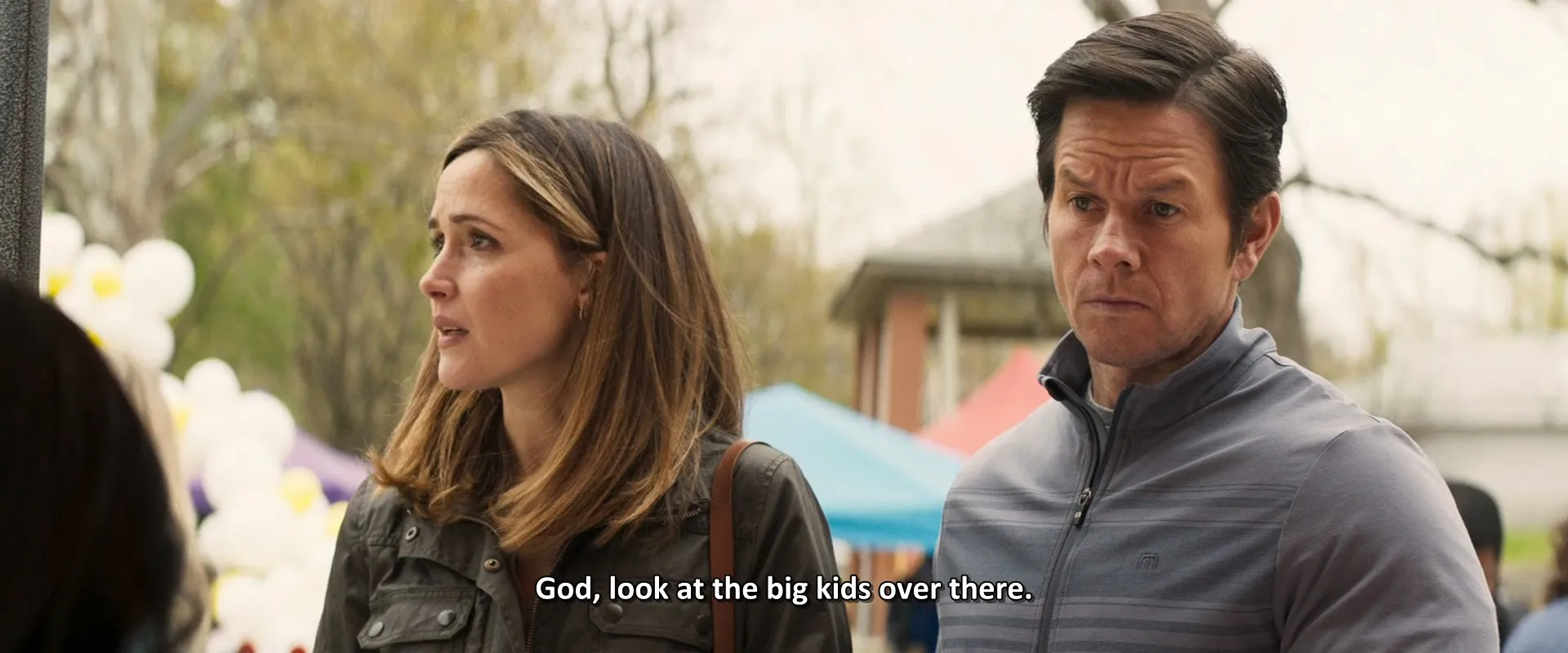 Instant Family (2018) Hindi Dual Audio 480p BluRay 450MB Screenshot