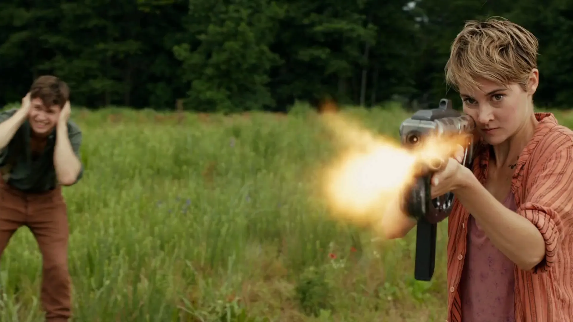 Insurgent (2015) Hindi Dual Audio 480p BluRay 350MB Screenshot