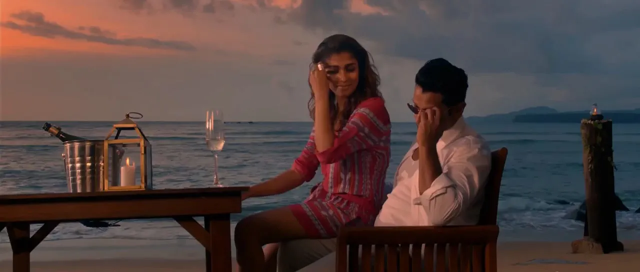 Iru Mugan 2016 HEvc 720p Hindi Dual Audio movie HDRip Screenshot