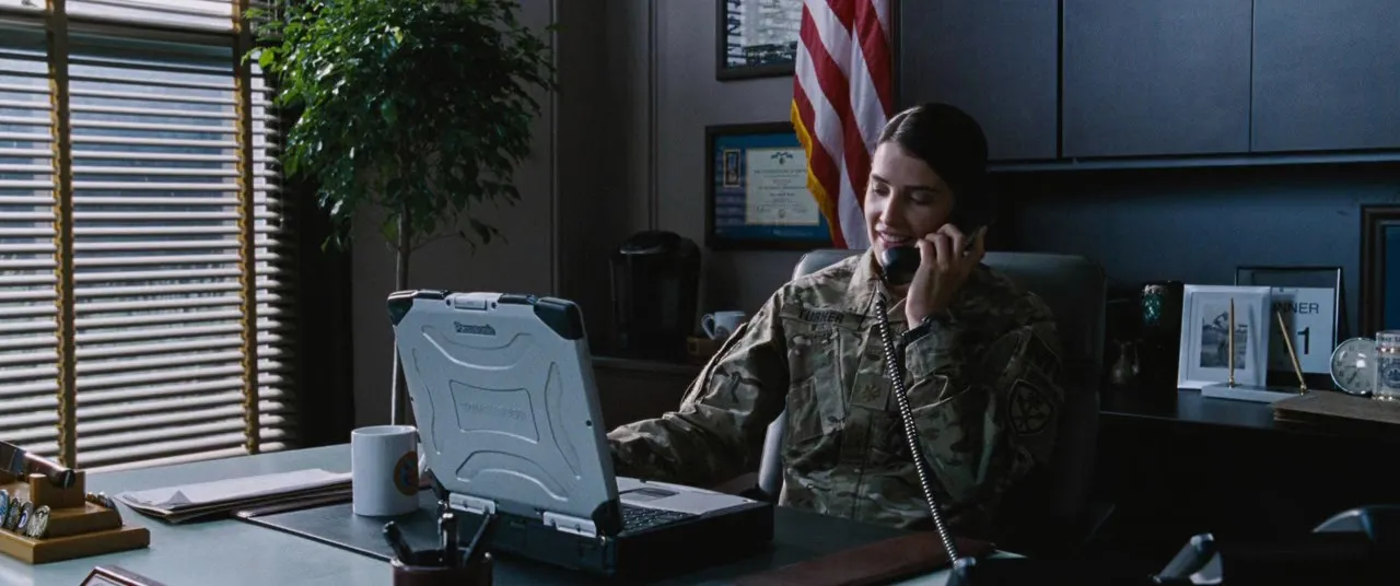Jack Reacher: Never Go Back (2016) Full Movie [HDRip] 600MB Screenshot