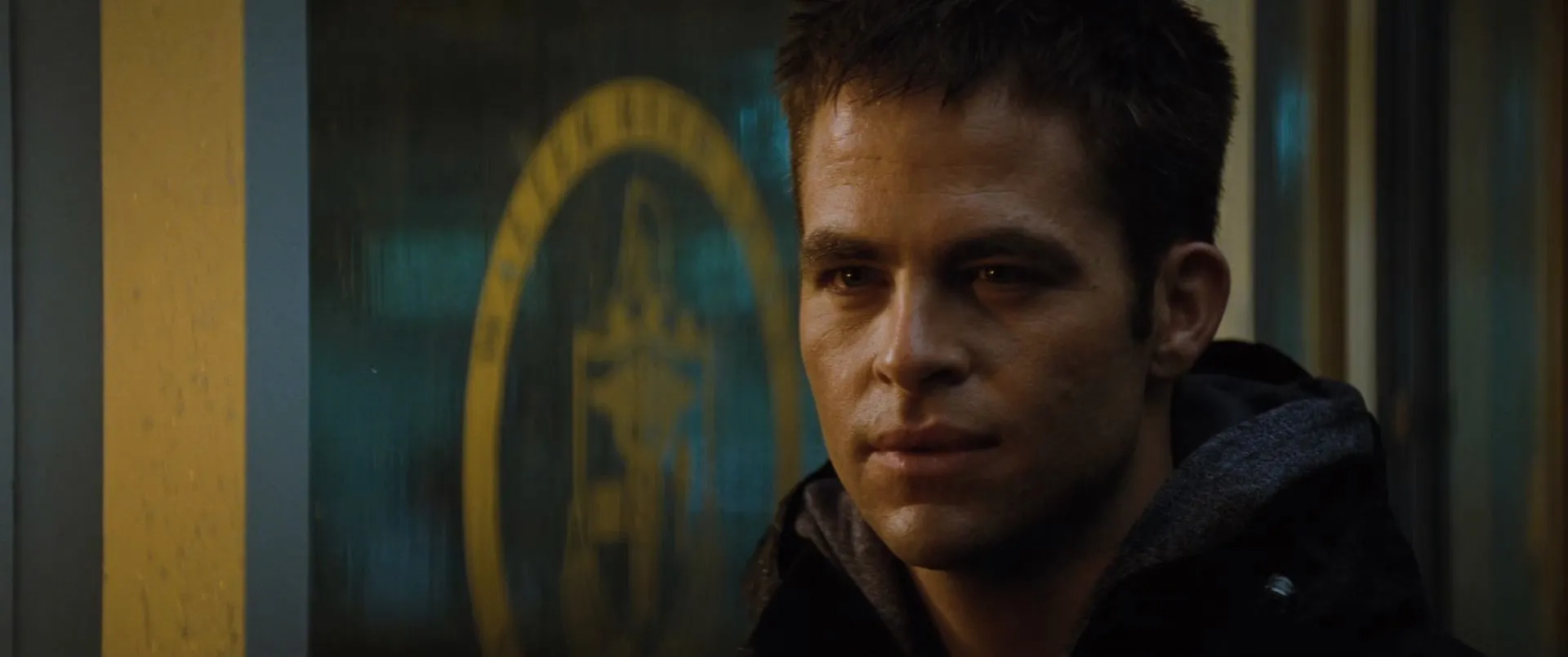 Jack Ryan: Shadow Recruit (2014) Hindi Dual Audio 480p BluRay 350MB Screenshot