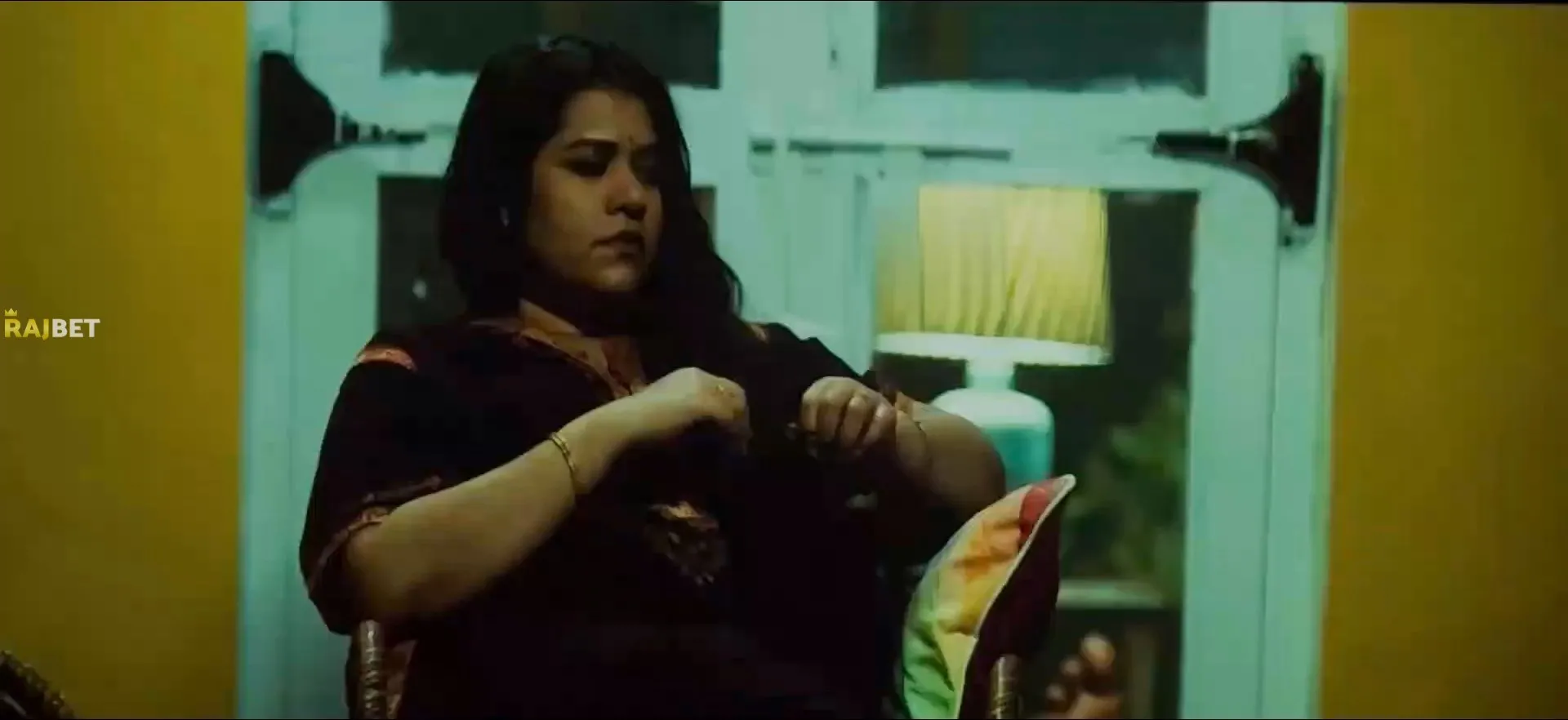 Jahaan Chaar Yaar 2022 Hindi Movie DVDScr 720p – 480p Screenshot