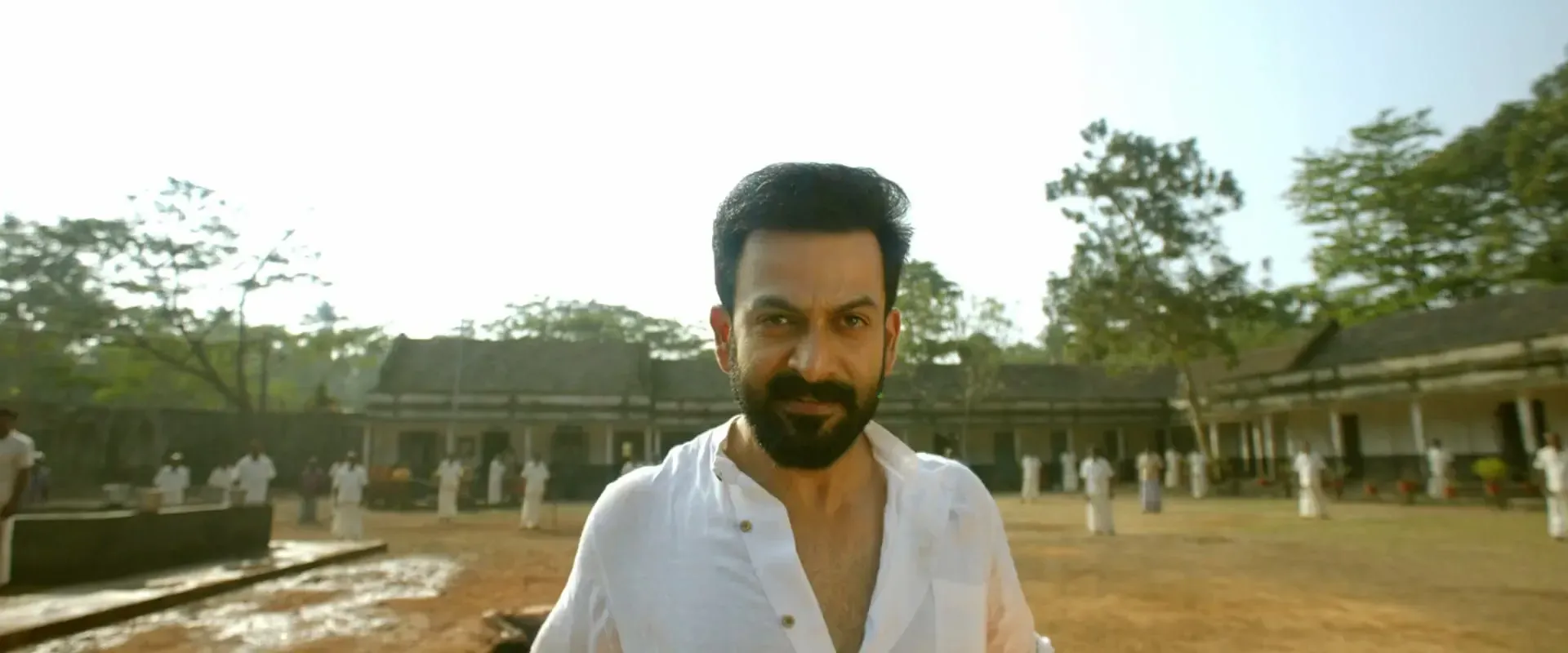Kaduva 2022 Hindi + Malayalam (ORG) Movie Web-DL 720p – 480p Screenshot