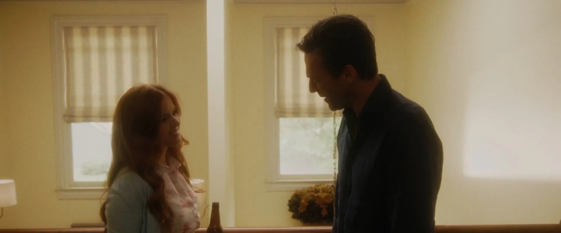 Keeping Up with the Joneses (2016) Full Movie [DVDRip] 700MB Screenshot