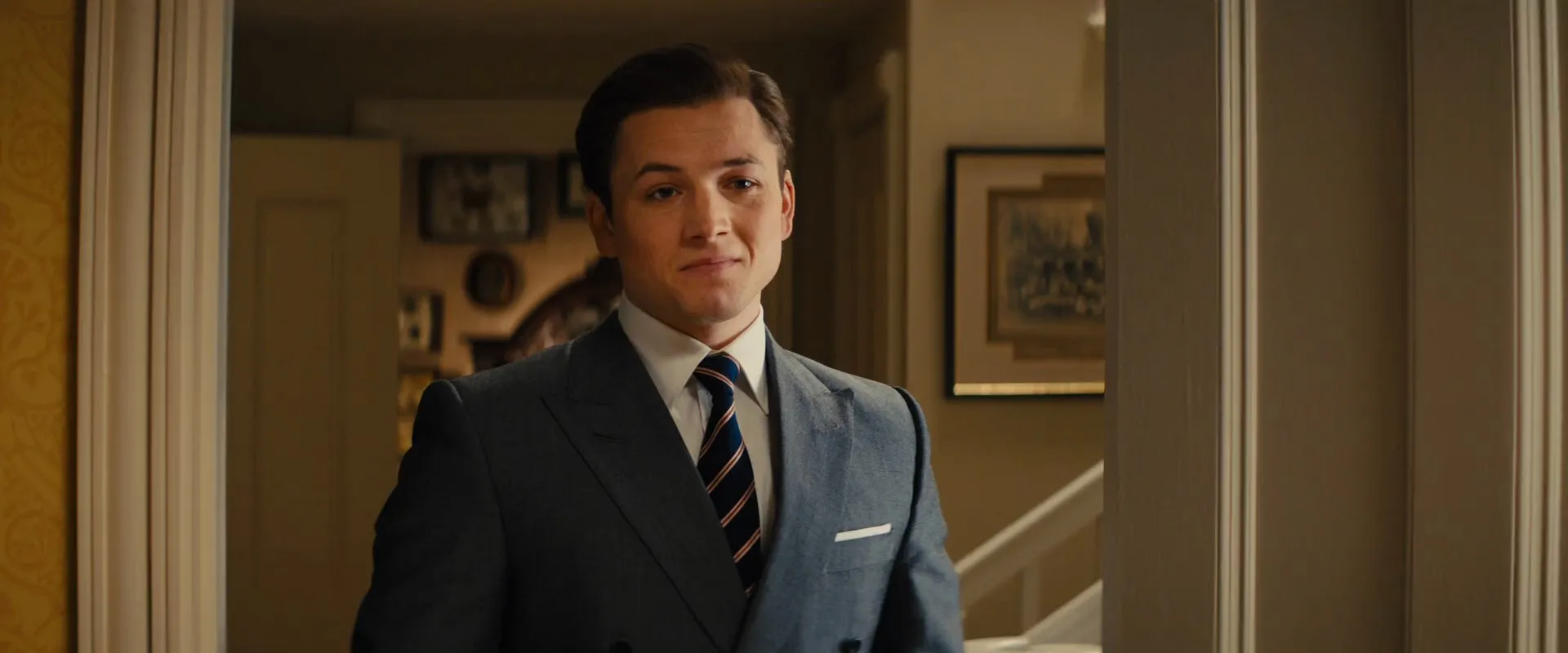 Kingsman The Golden Circle 2017 Dual Audio Hindi 480p Bluray ORG 430MB Screenshot