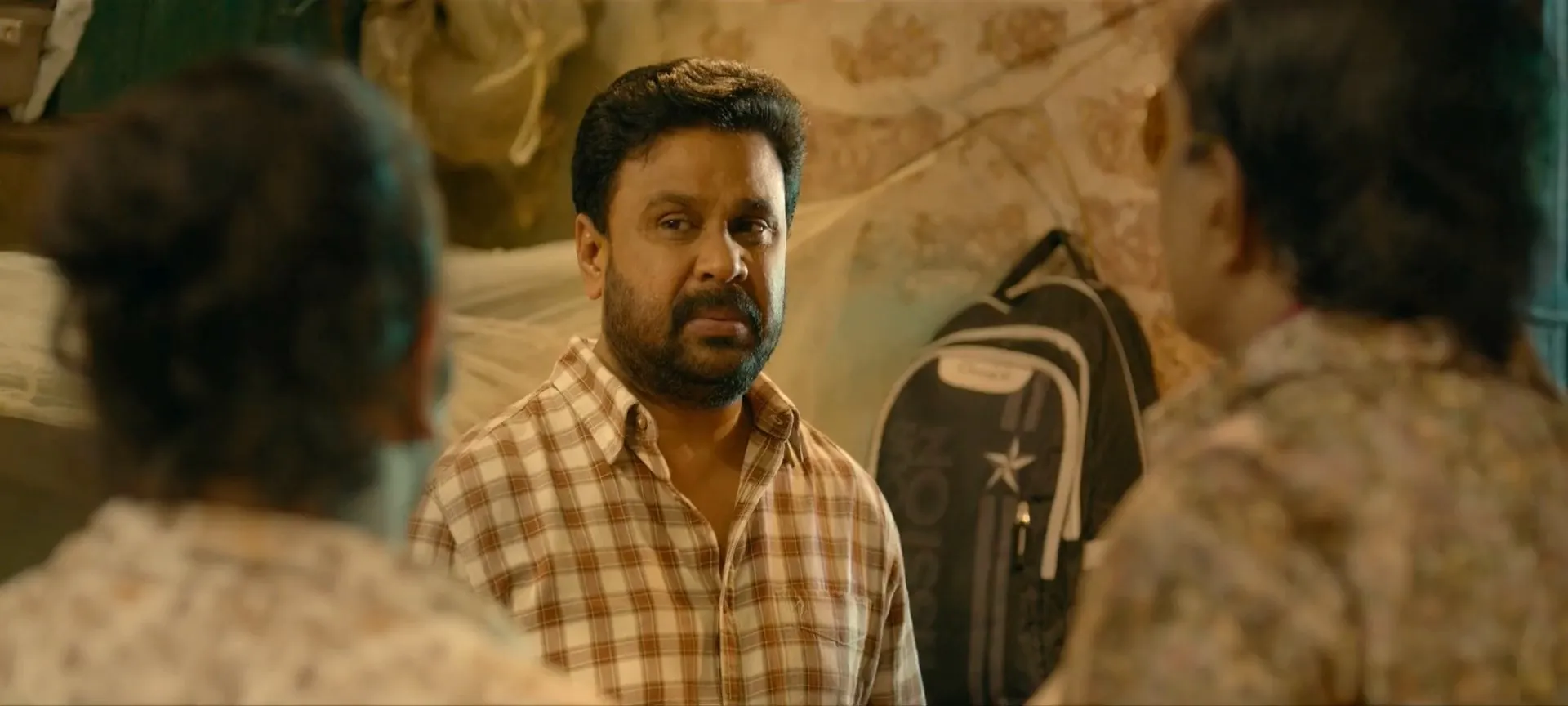 Kodathi Samaksham Balan Vakeel (2019) (Hindi – Malayalam) Dual Audio 480p UnCut HDRip 500MB Screenshot
