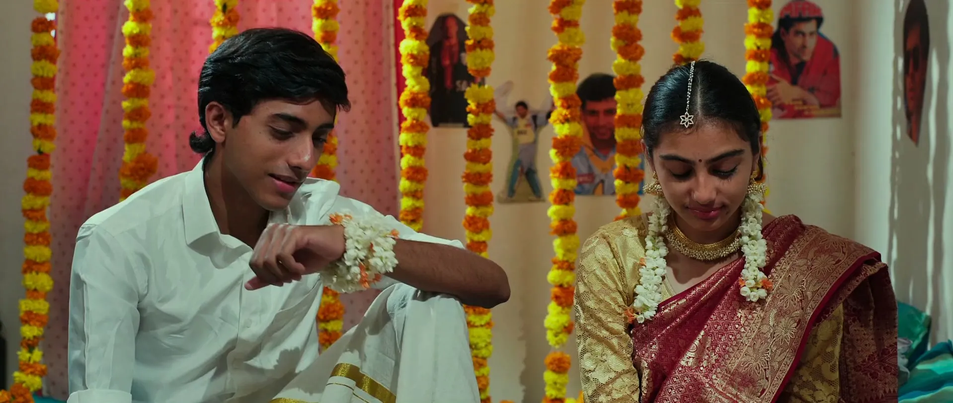 Love Mocktail (2020) (Hindi – Kannada) Dual Audio UnCut HDRip 720p – 480p Screenshot
