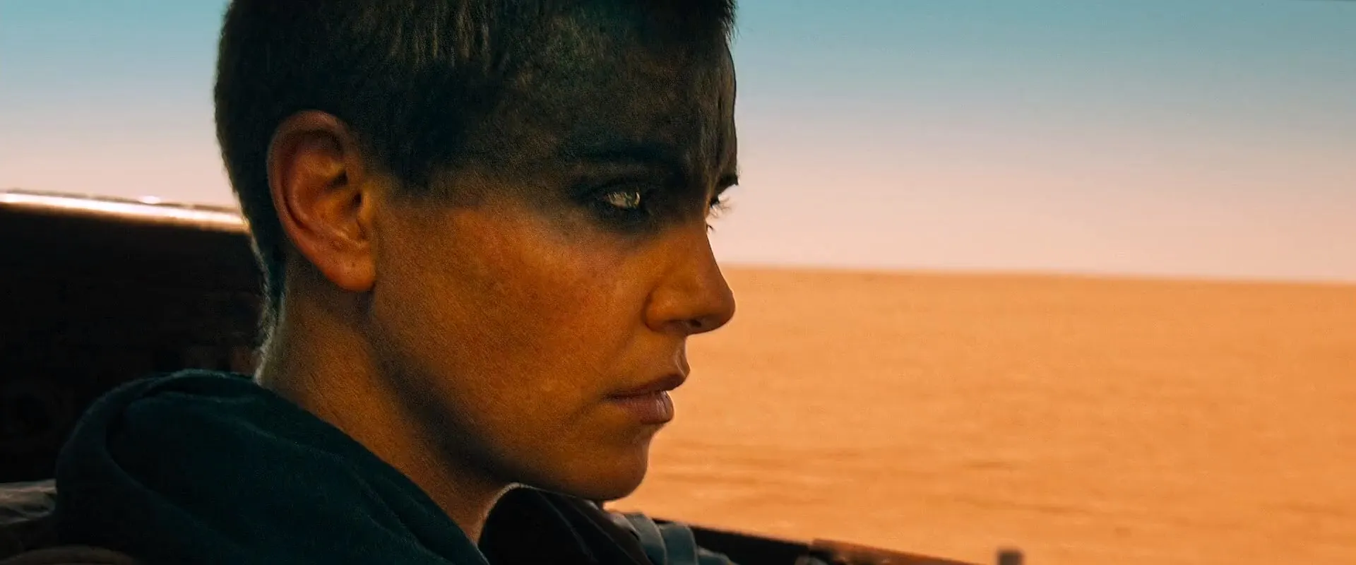 Mad Max: Fury Road (2015) Hindi Dual Audio 720p BluRay [1.2GB] Screenshot