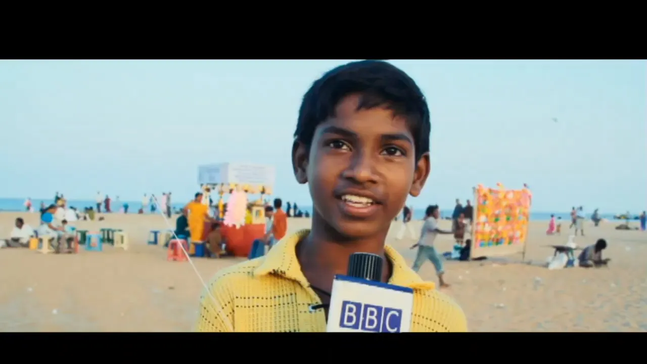 Marina 2012 (Hindi -Tamil) Dual Audio 720p UnCut HDRip [1.1GB] Screenshot