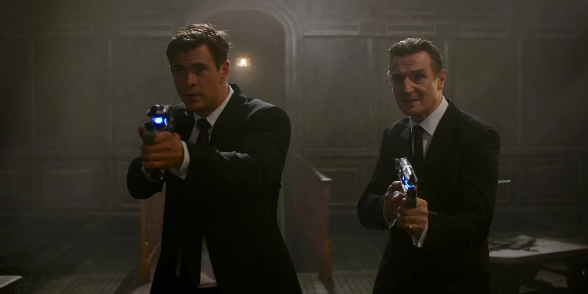 Men in Black: International (2019) Hindi (original) Dual Audio 720p BluRay [1GB] Screenshot