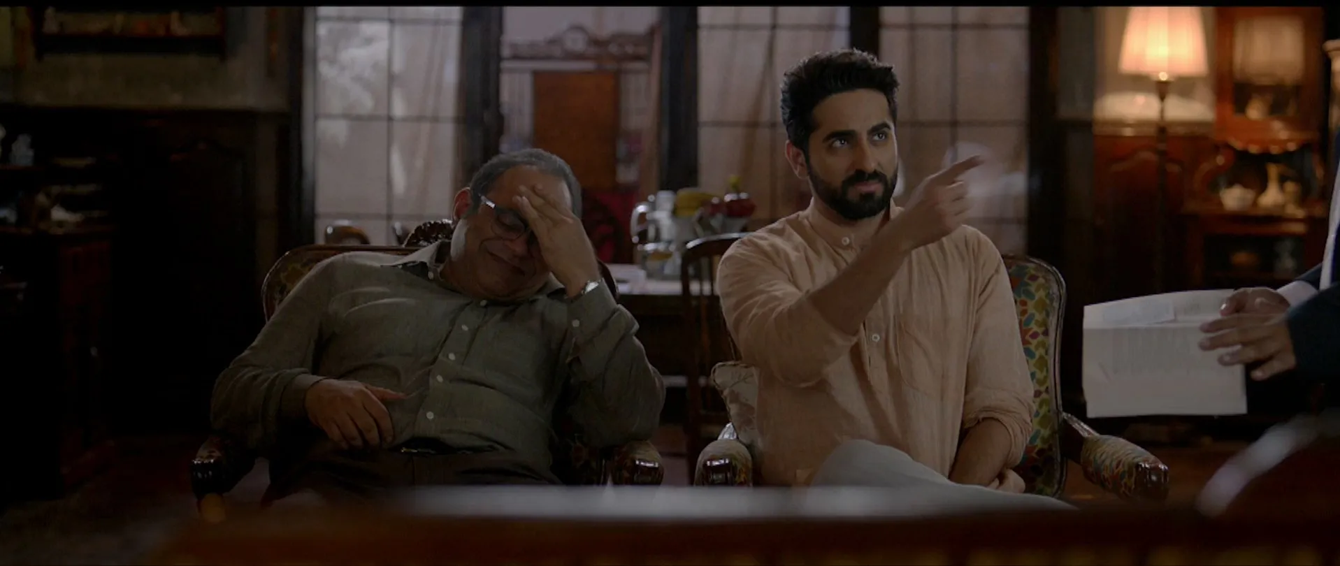 Meri Pyaari Bindu 2017 Full Movie DVDRip 720p [1GB] Download Screenshot