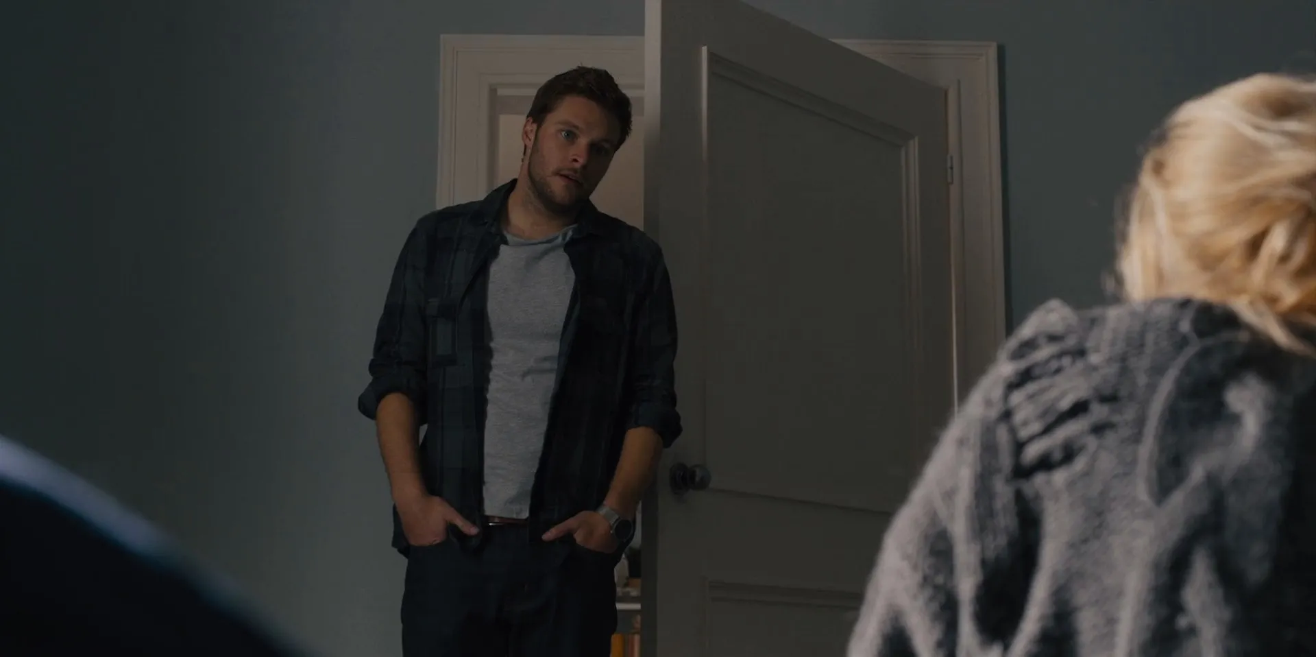 Midsommar (2019) Hindi Dual Audio 480p BluRay 500MB Screenshot