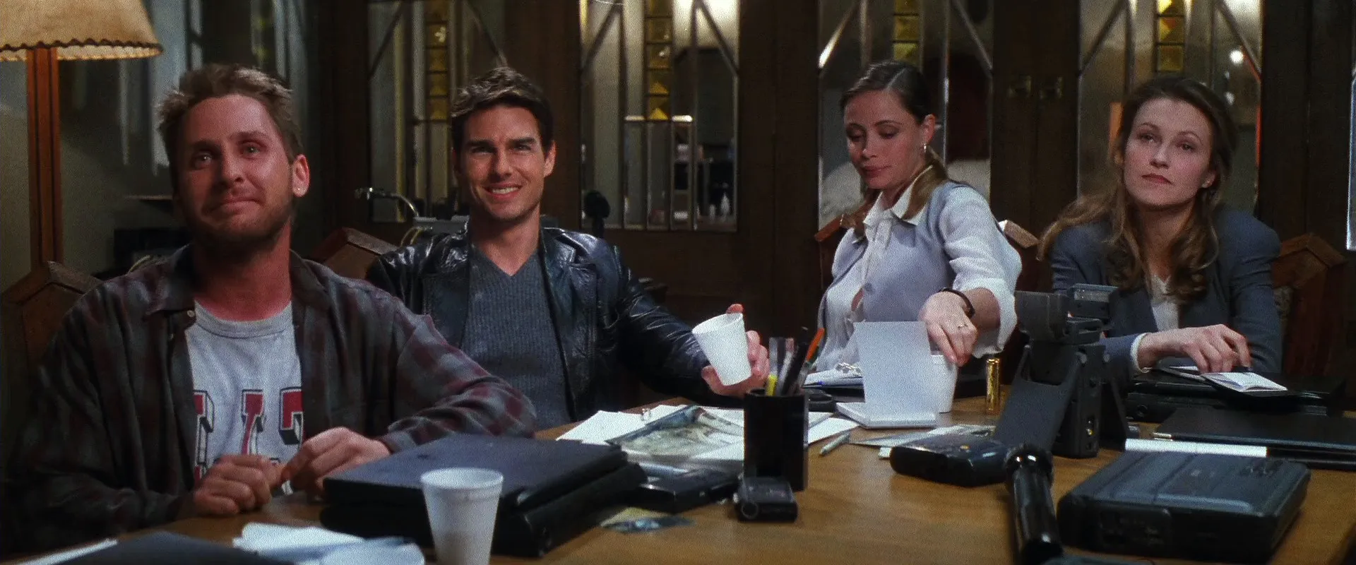 Mission: Impossible (1996) Hindi Dual Audio 720p BluRay [780MB] Screenshot