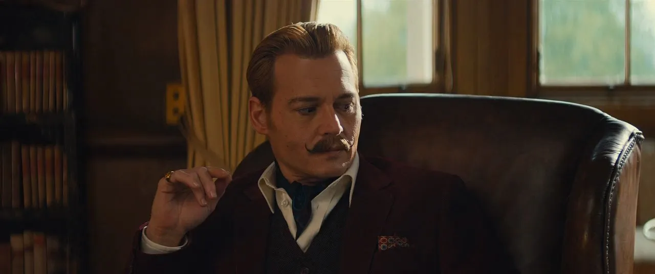 Mortdecai 2015 Dual Audio Hindi 480p Bluray 350MB Screenshot