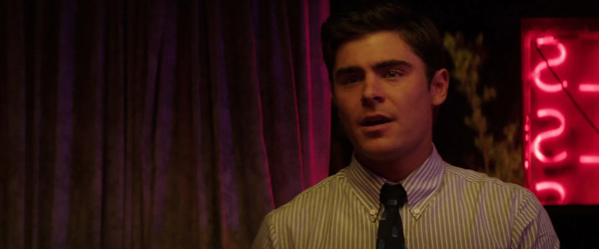 Neighbors (2014) Hindi Dual Audio 480p BluRay 340MB Screenshot