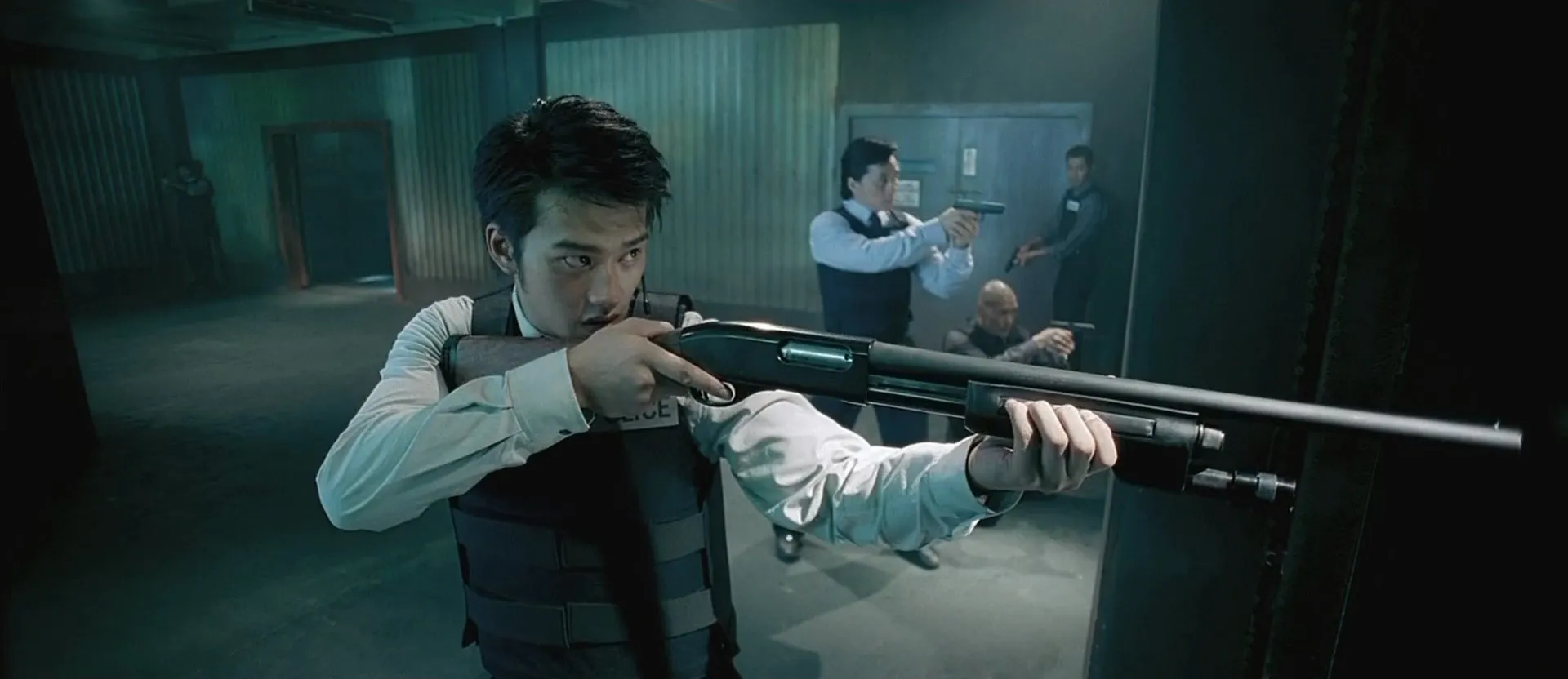 New Police Story 2004 Hindi Dual Audio 720p BluRay [780MB] Screenshot