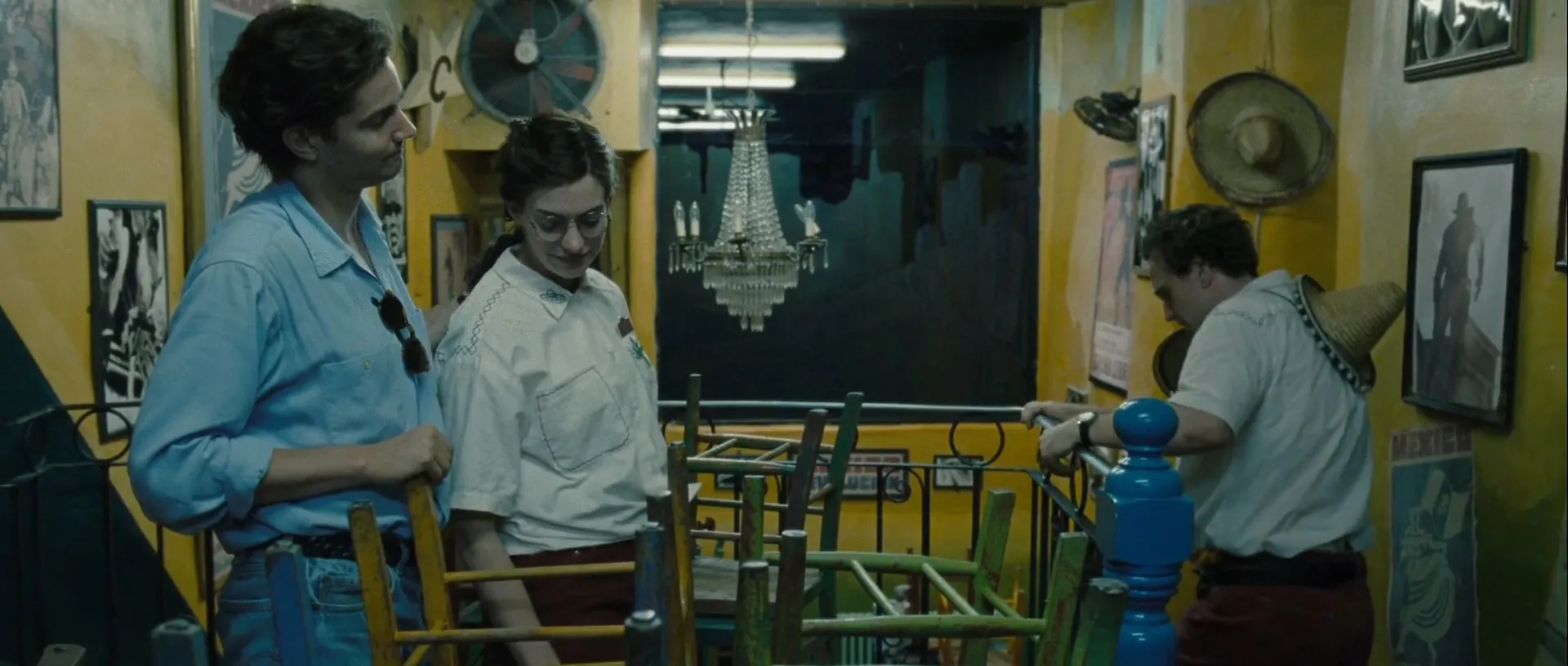 One Day (2011) Hindi Dual Audio 480p BluRay 340MB ESubs Screenshot
