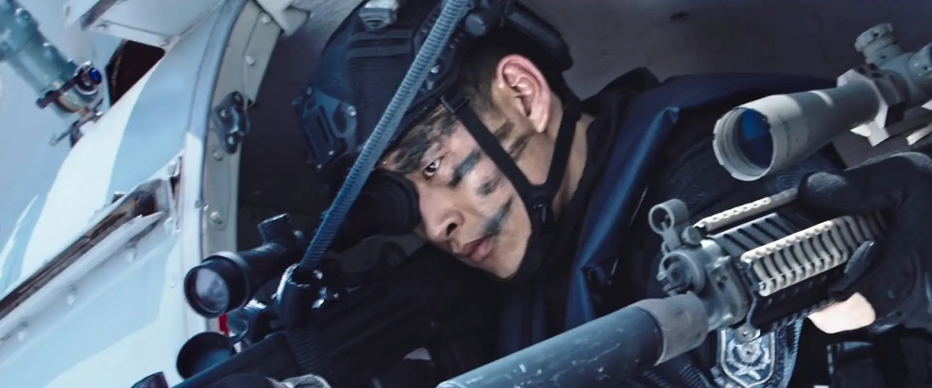 Operation Red Sea (2018) Hindi Dual Audio 480p BluRay 450MB Screenshot