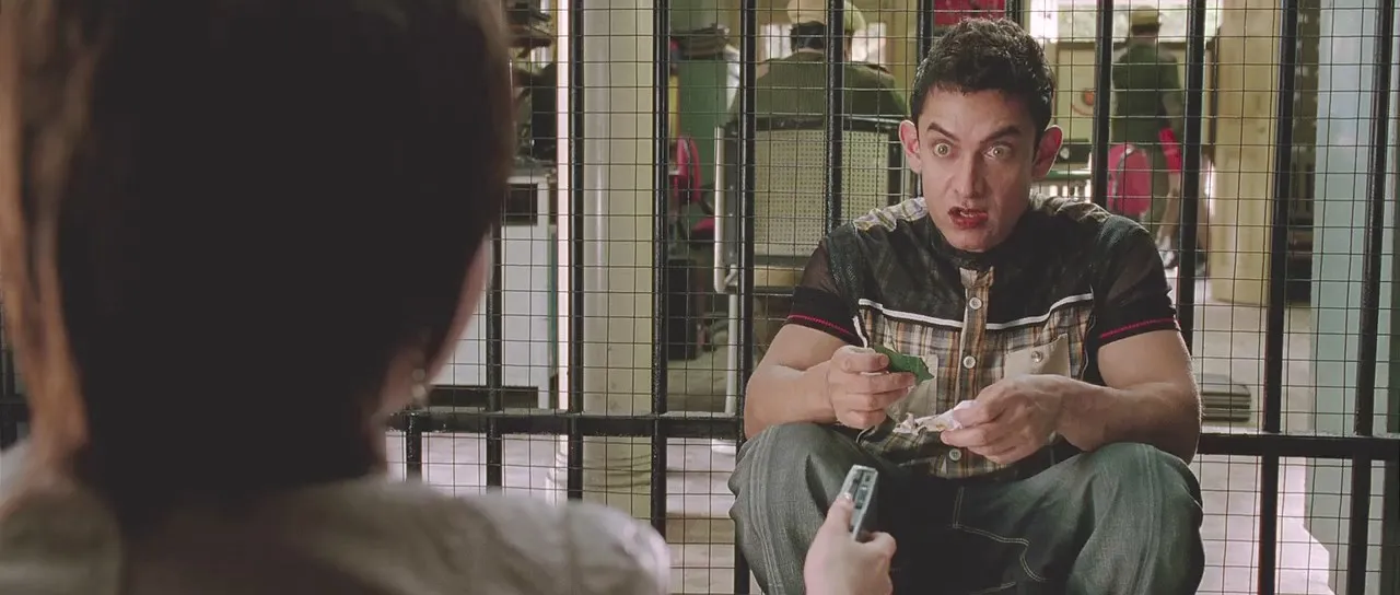 PK 2014 Full Movie 1080p DVDRip BRRip [2.4GB] Screenshot