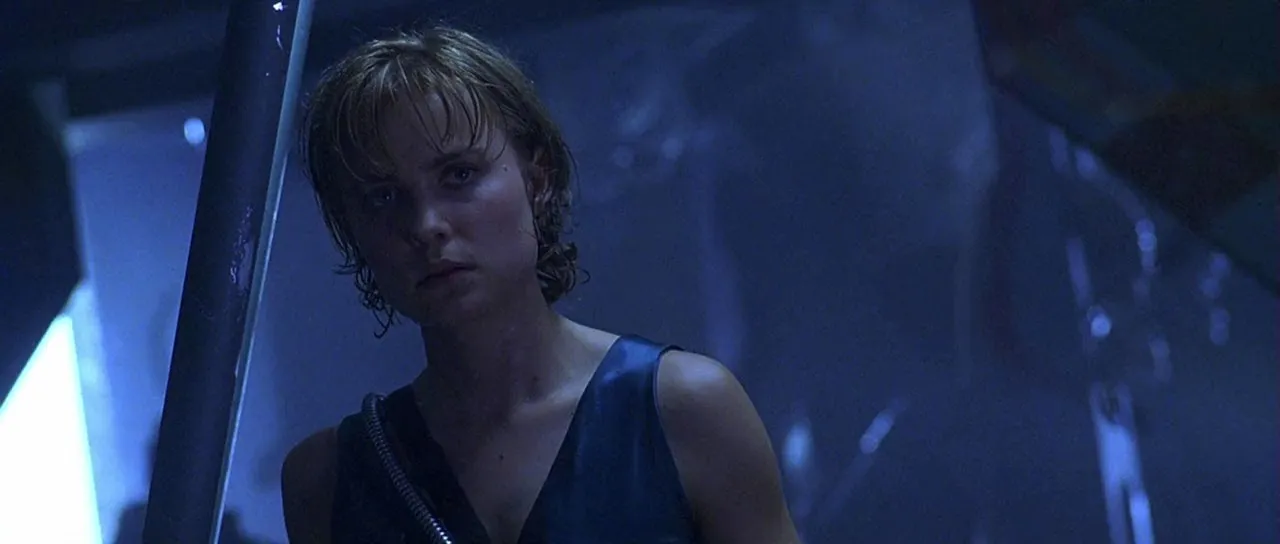 Pitch Black (2000) Hindi Dual Audio 480p BluRay 350MB Screenshot