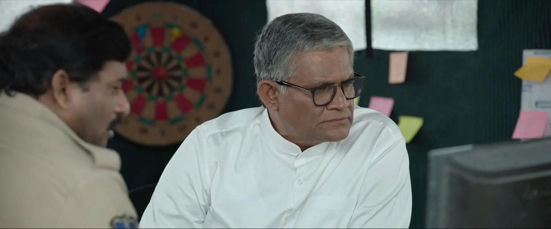 Raja Vikramarka (2021) (Hindi – Telugu) Dual Audio UnCut HDRip 720p – 480p Screenshot