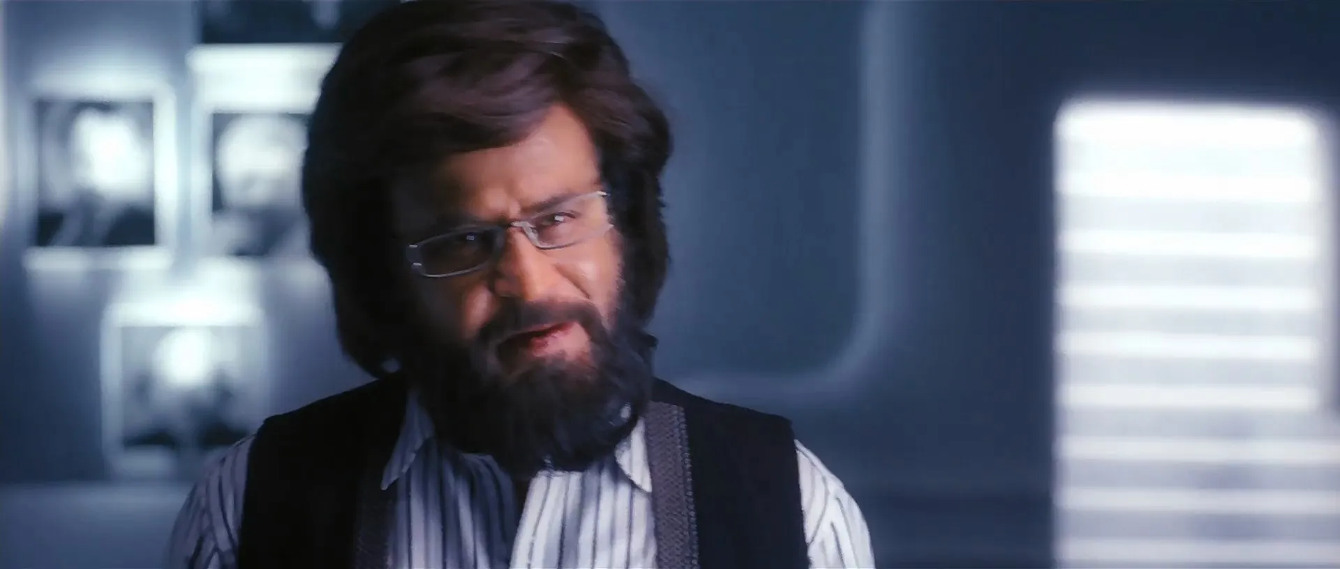 Robot (2010) HEVC 200MB BRRip Hindi MKV Screenshot