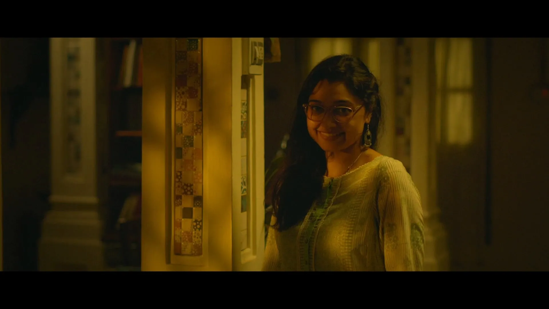 Roy (2022) Hindi Movie HDRip 720p – 480p Screenshot
