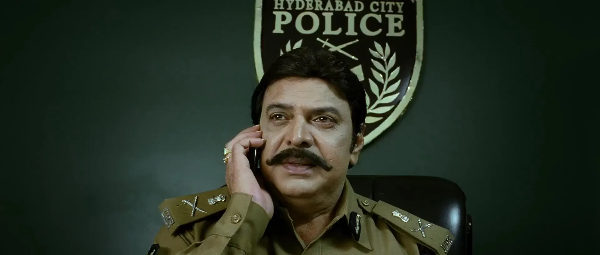 Sakthi (2011) (Hindi – Telugu) Dual Audio 480p UnCut HDRip 550MB Screenshot