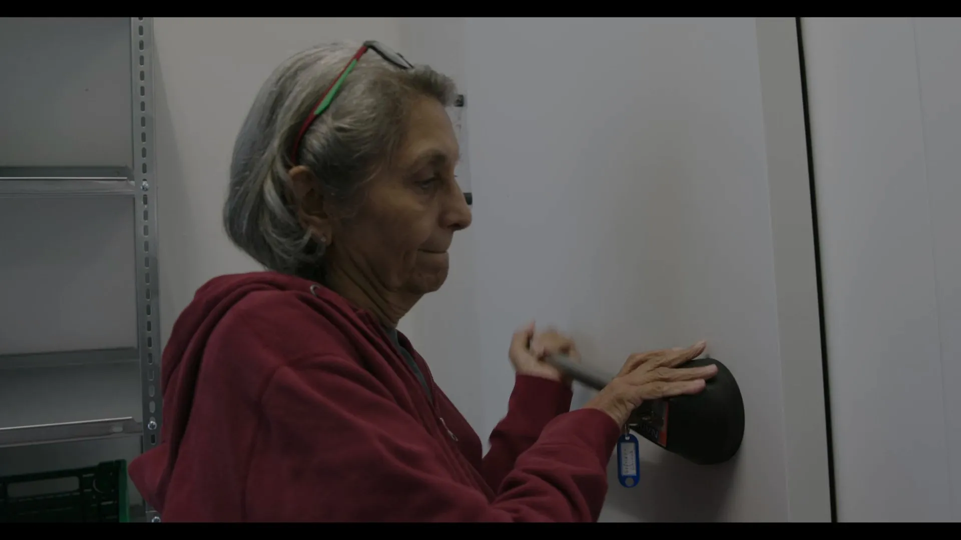 Searching for Sheela 2021 Hindi Movie 720p HDRip x264 [540MB] Screenshot