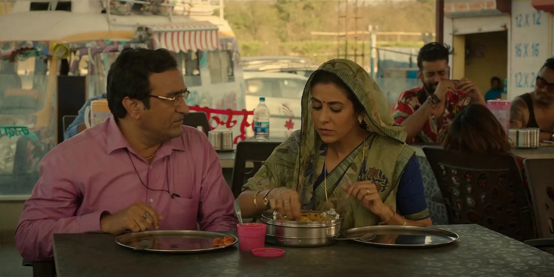 Shaadisthan 2021 Hindi Movie 720p HDRip x264 [700MB] Screenshot