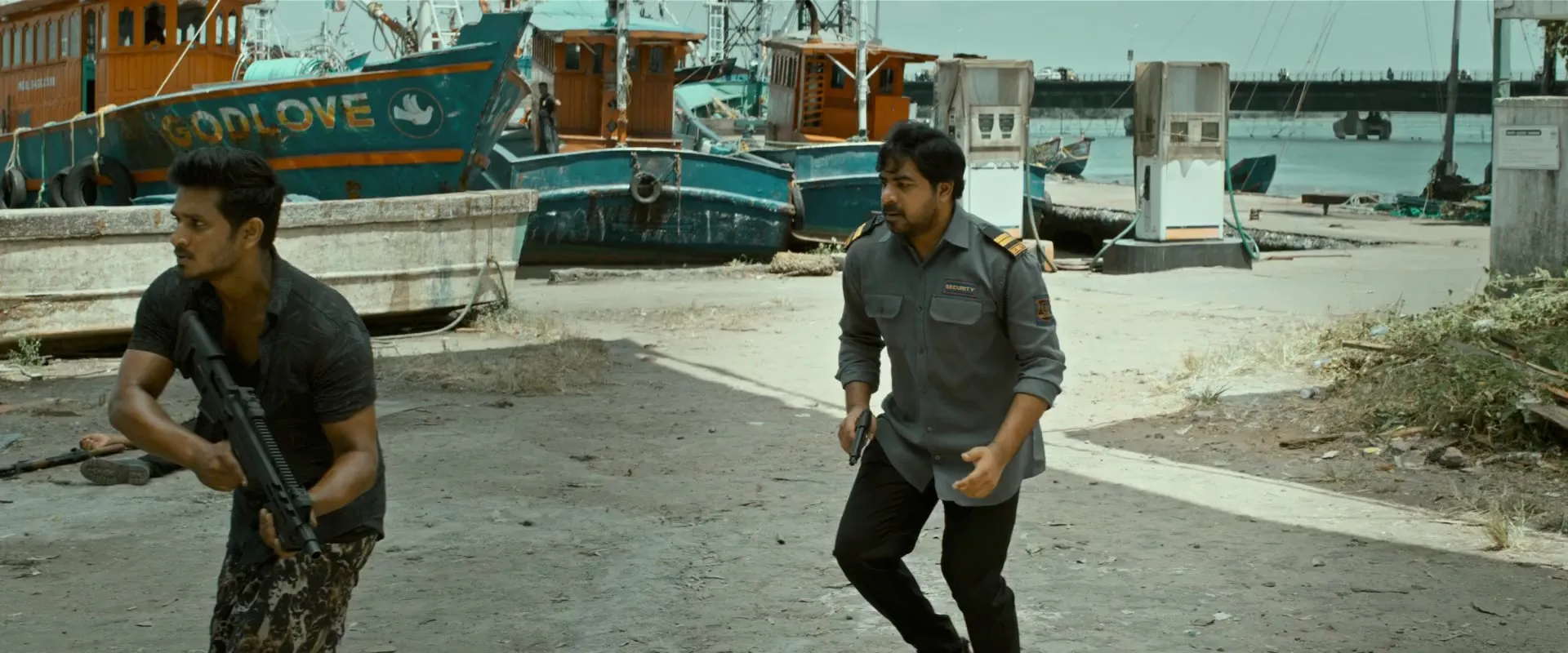 Spy 2023 Hindi DVDScr | 720p | 480p Screenshot