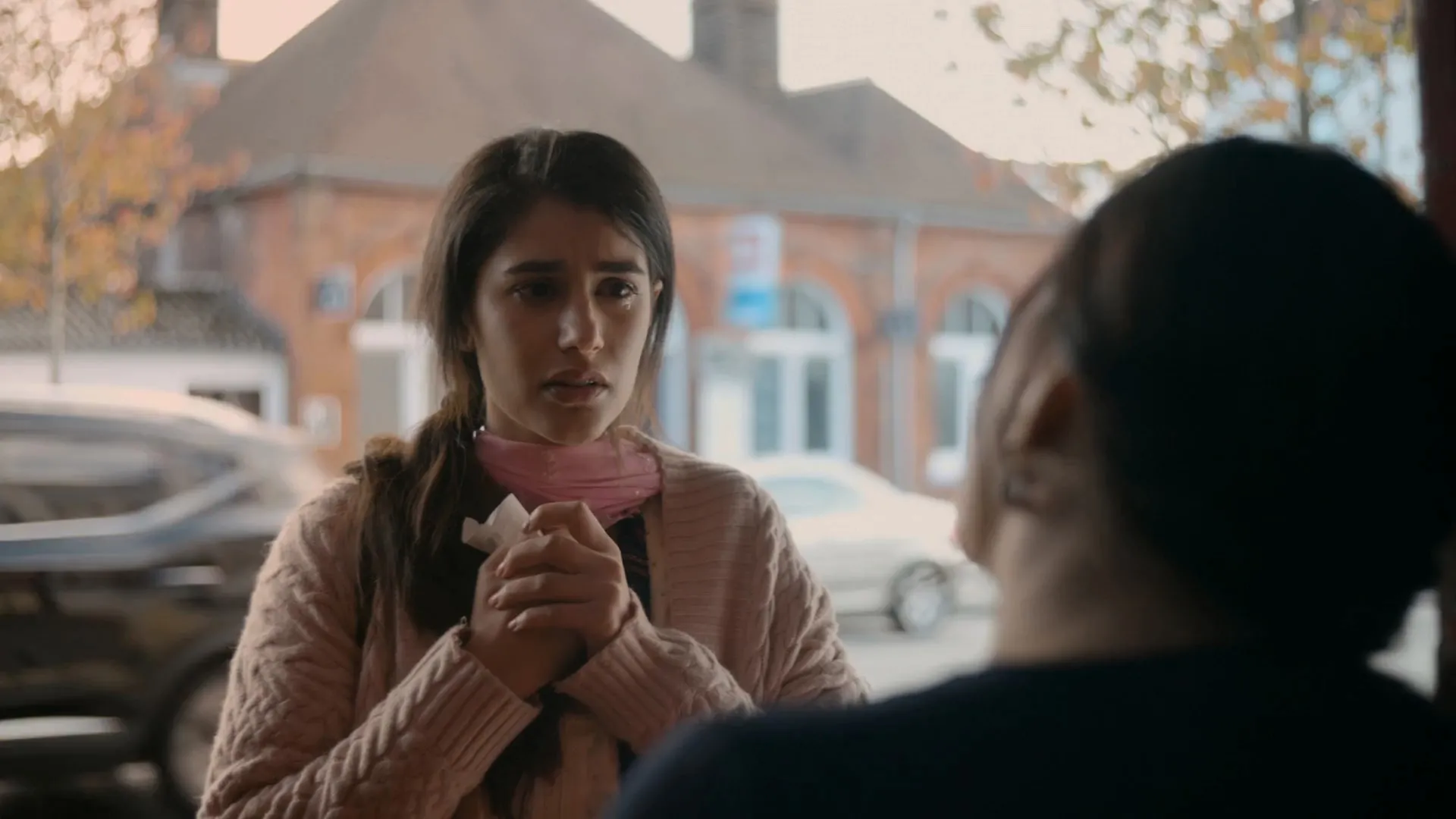 Tara vs Bilal 2022 Hindi Movie HDRip 720p – 480p Screenshot
