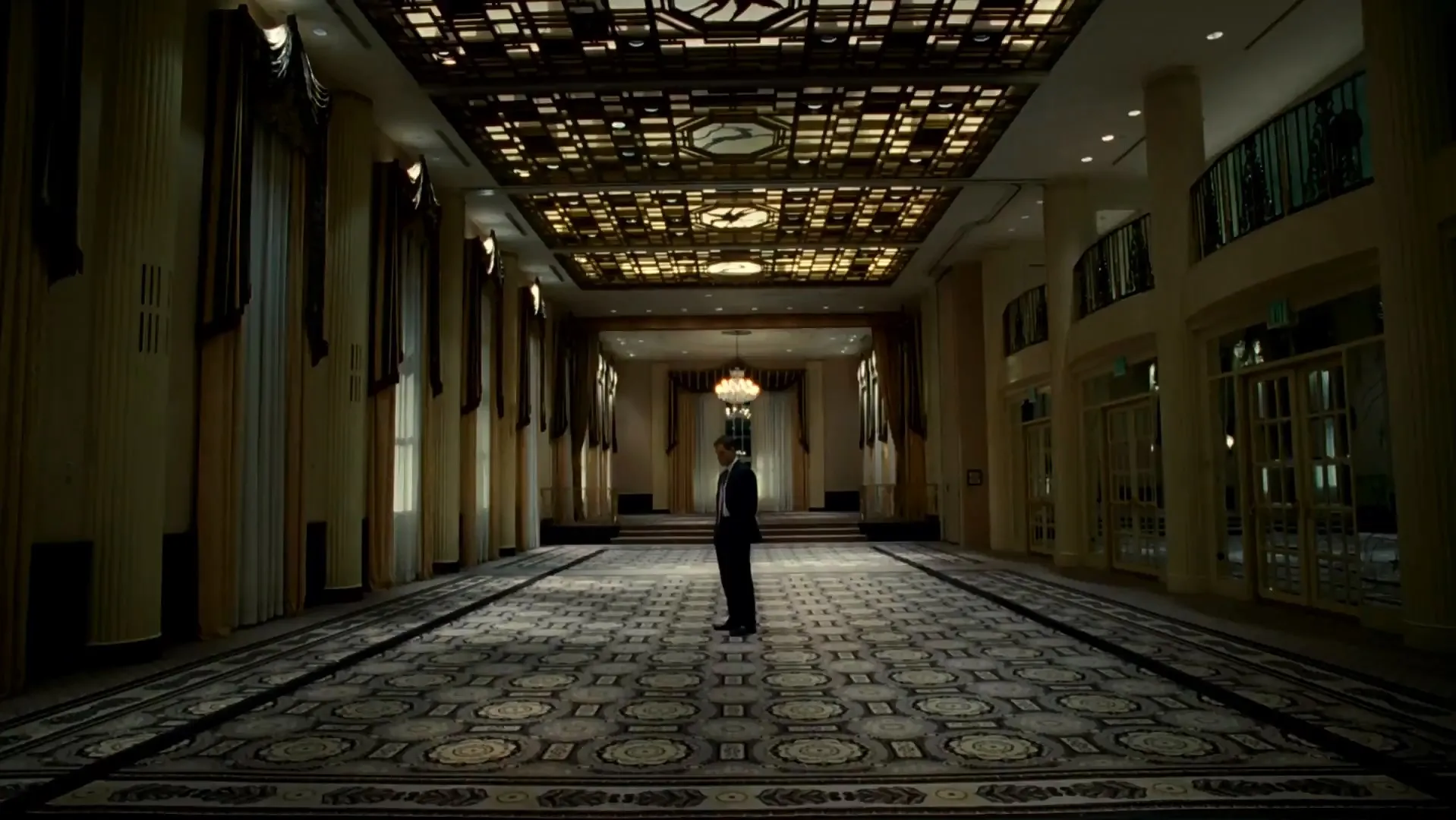 The Adjustment Bureau (2011) Hindi Dual Audio 720p BluRay [750MB] Screenshot