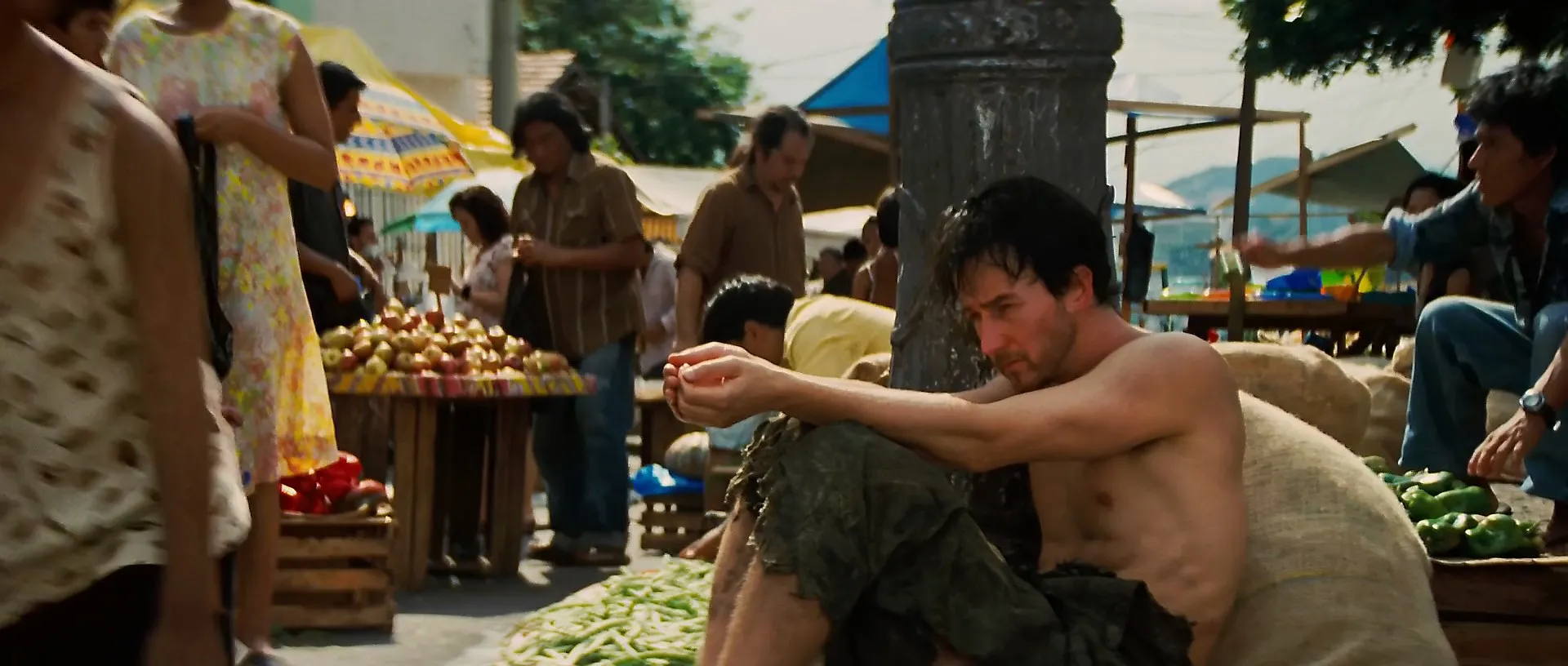 The Incredible Hulk (2008) 100MB Dual Audio [Hindi-Enlish] Screenshot