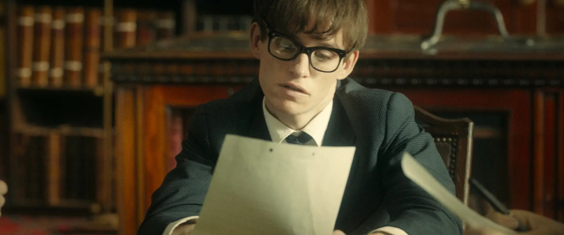 The Theory of Everything (2014) Hindi Dual Audio 720p BluRay [1.1GB] Screenshot