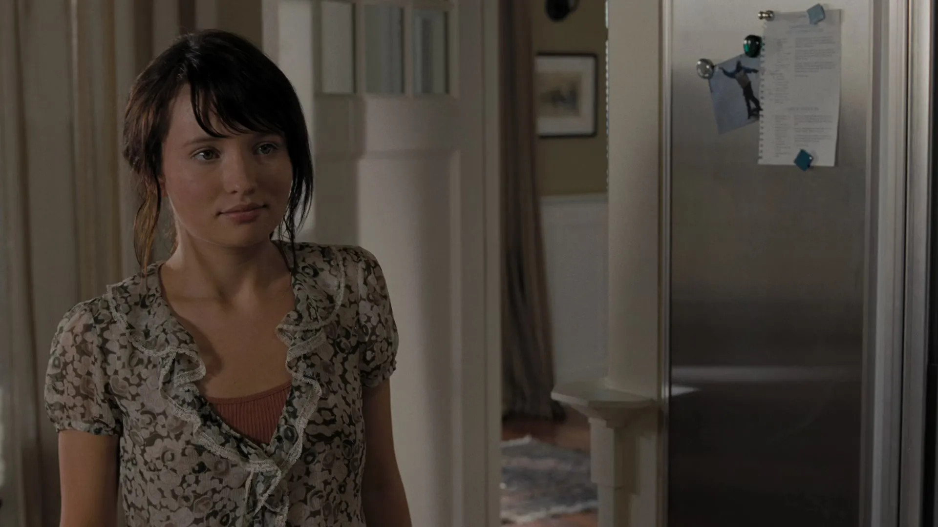 The Uninvited (2009) Hindi Dual Audio HDRip 720p – 480p Screenshot