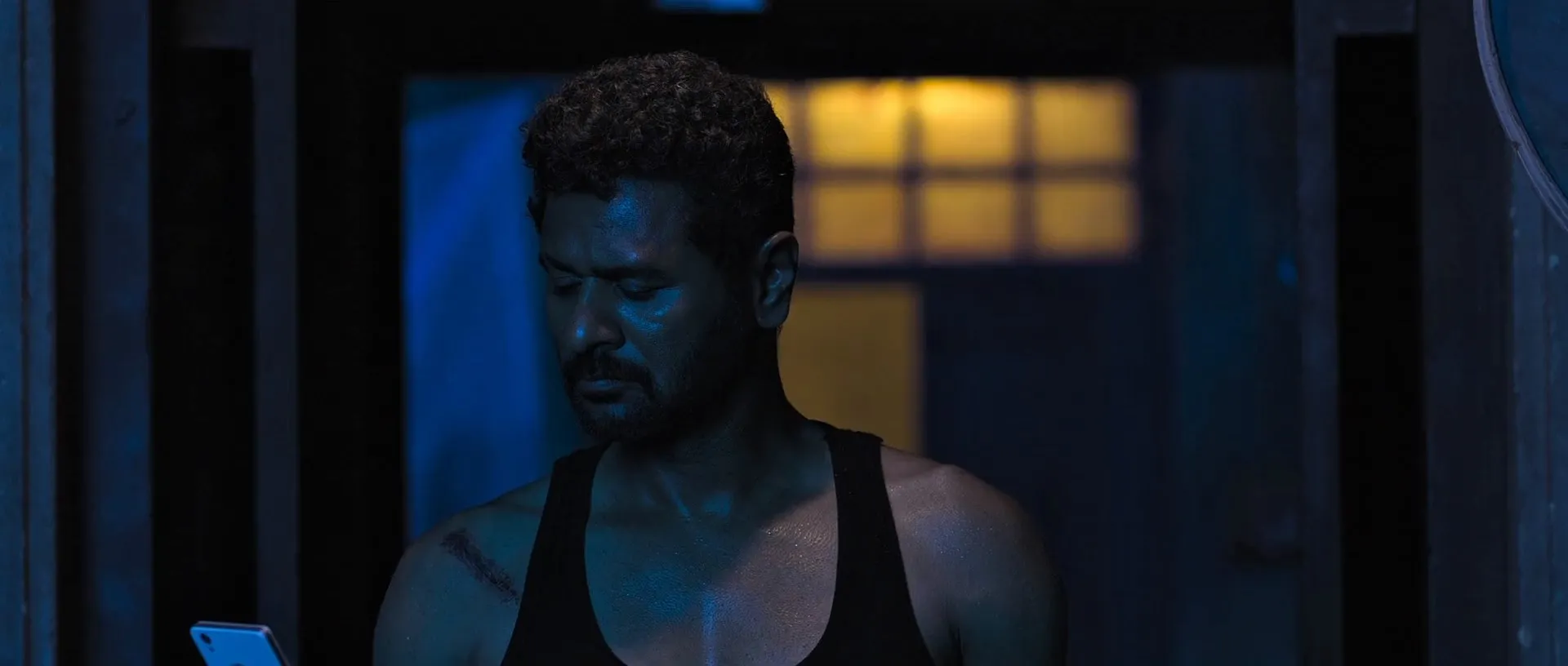 Theal (2022) Hindi Dual Audio HDRip 720p – 480p Screenshot