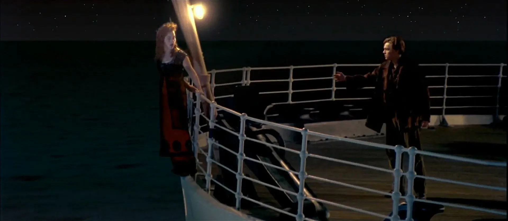 Titanic (1997) Hindi Dual Audio 480p BluRay 600MB Screenshot