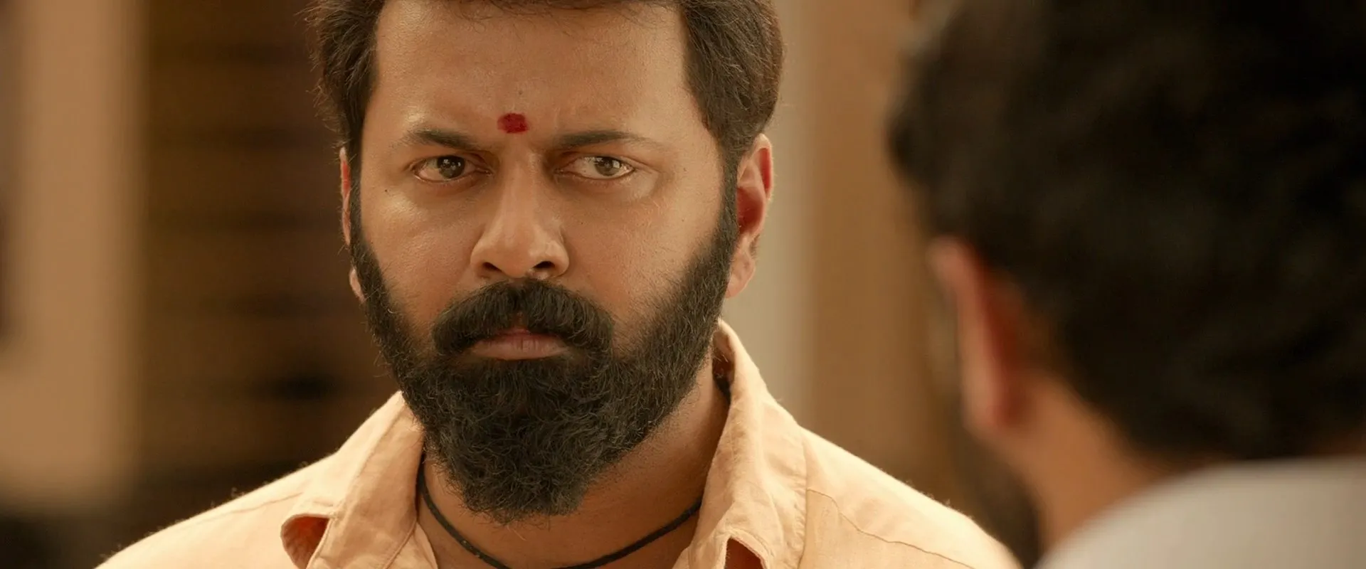 Tiyaan (2017) (Hindi – Malayalam) Dual Audio UnCut HDRip 720p – 480p Screenshot