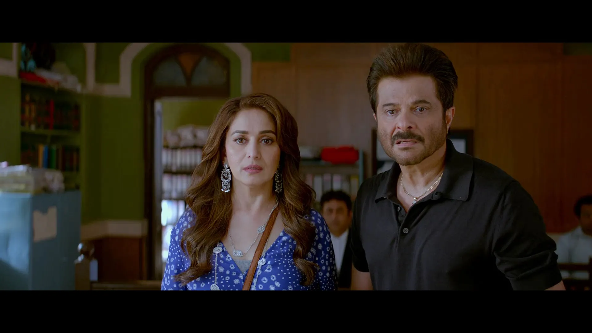 Total Dhamaal (2019) Hindi Movie 480p HDRip - [400MB] Screenshot