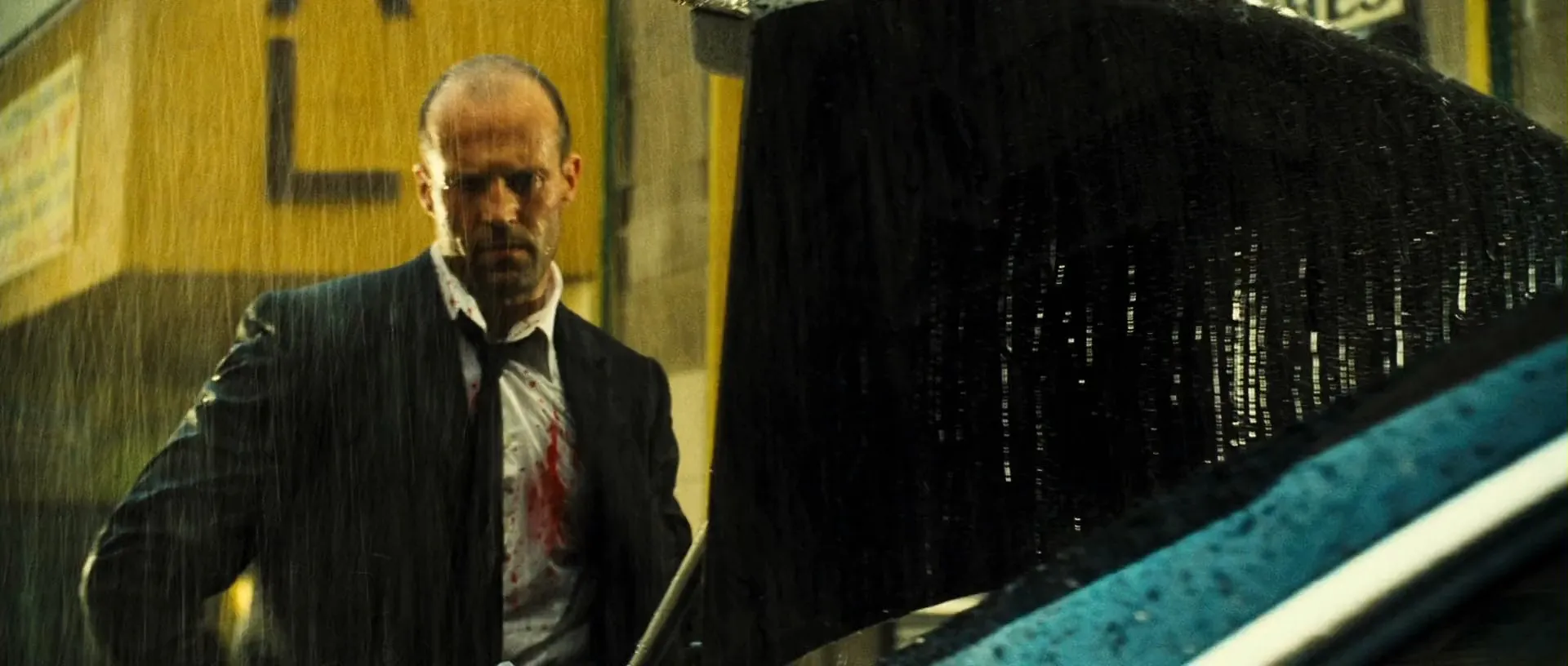 Transporter 2 (2005) Hindi Dual Audio 720p BluRay [1GB] Screenshot