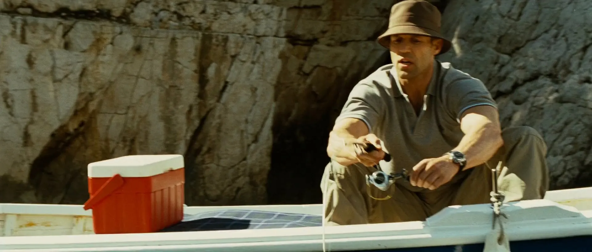 Transporter 3 (2008) Hindi Dual Audio 480p BluRay 300MB Screenshot