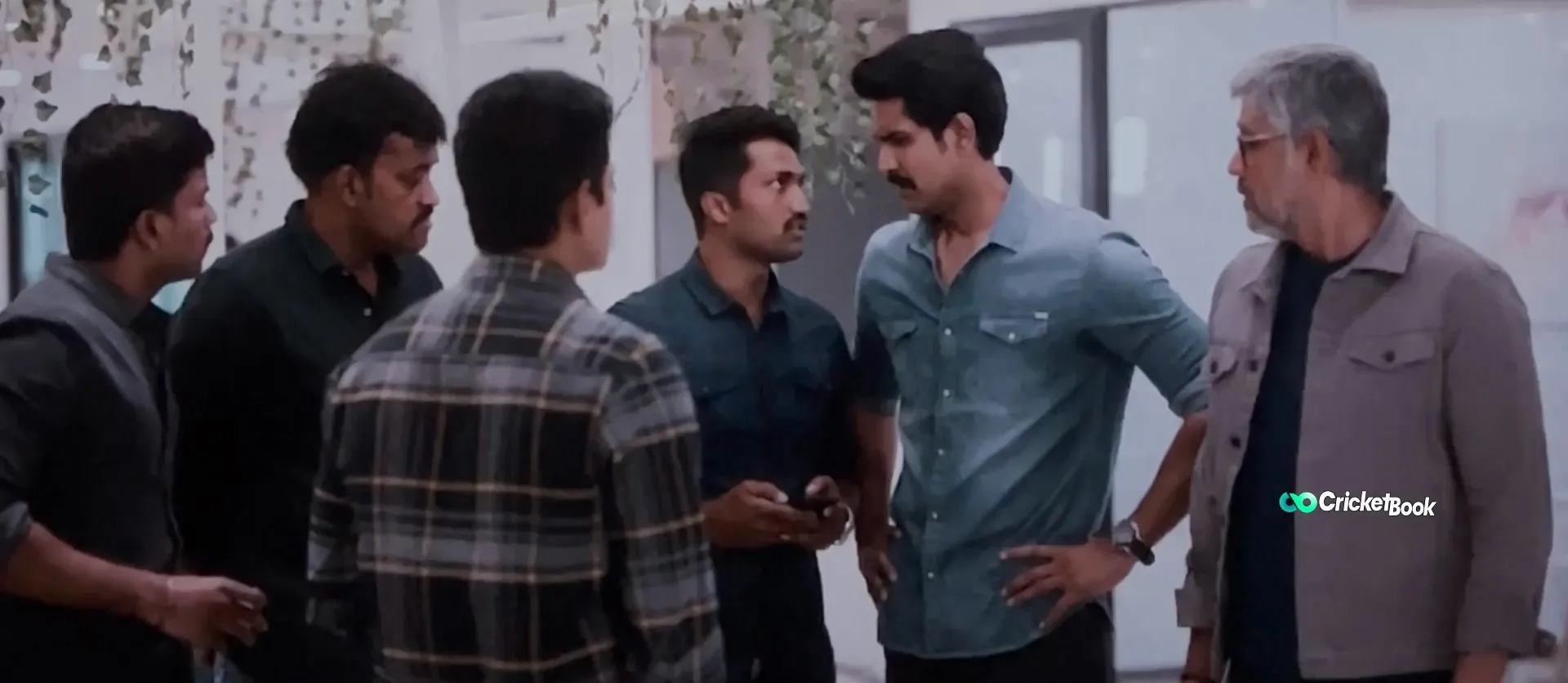 Yashoda 2022 Dual Audio Hindi (ORG) Movie HDRip 720p – 480p Screenshot