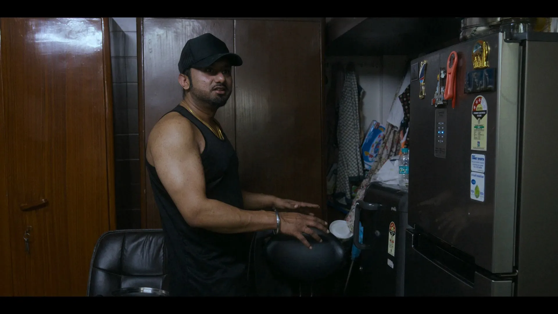 Yo Yo Honey Singh: Famous 2024 Hindi (ORG 5.1) HDRip 720p – 480p – 1080p Screenshot