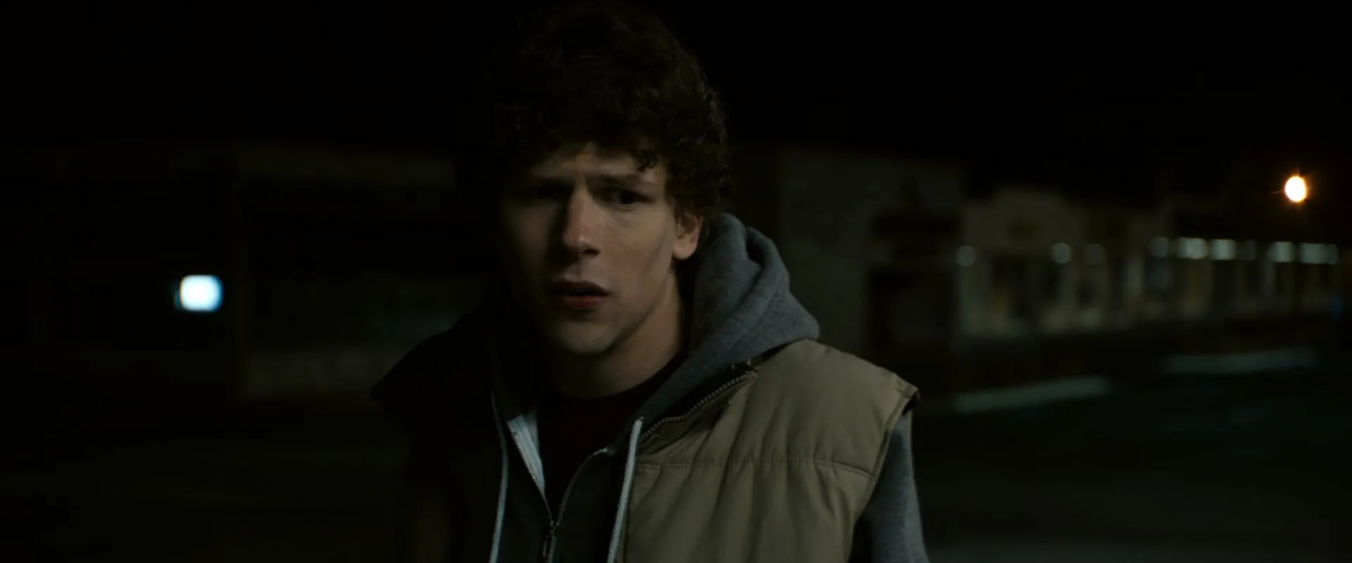 Zombieland 2009 Hindi Dual Audio 720p BluRay [820MB] Screenshot