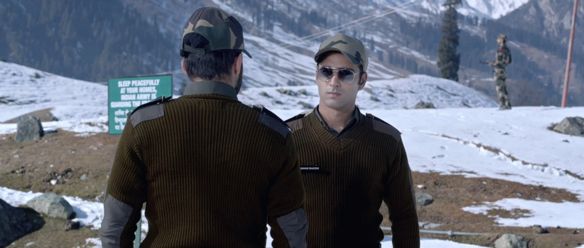 Junooniyat (2016) Movie 720p DVDRip x264 [950MB] Screenshot