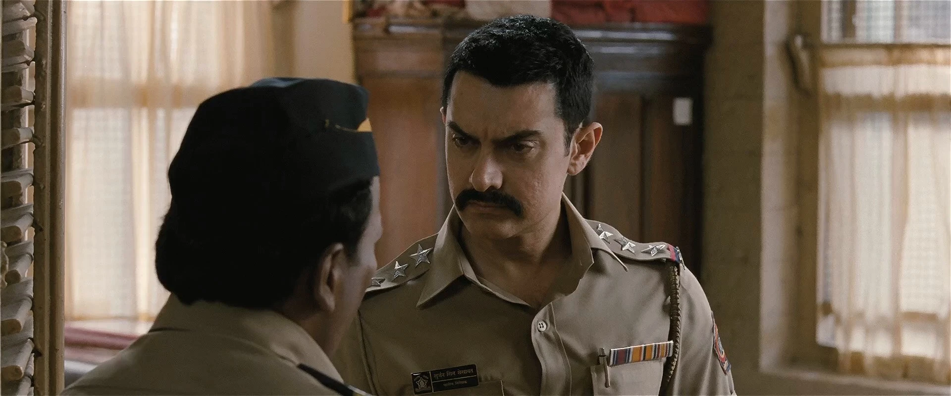 Talaash (2012) Hindi Movie 480p HDRip - [440MB] Screenshot