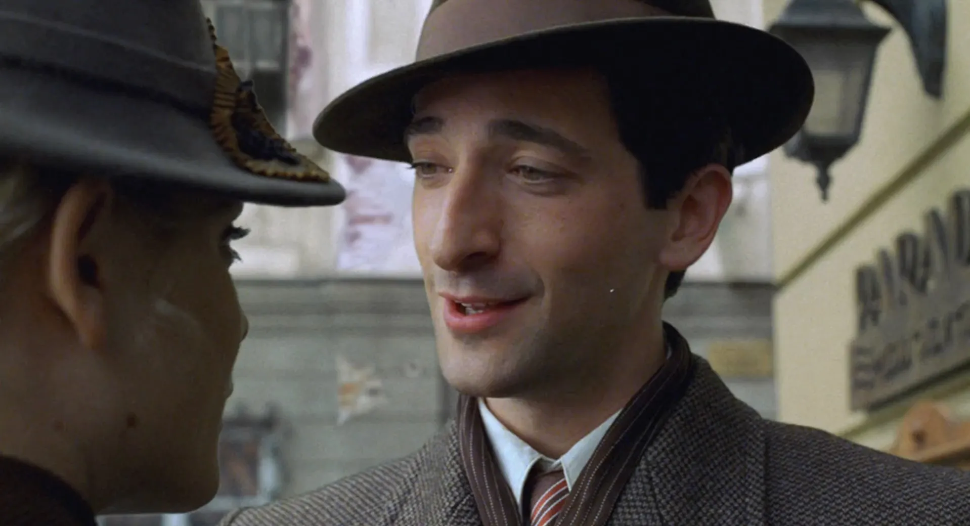 The Pianist (2002) Hindi Dual Audio 720p BluRay [1GB] Screenshot
